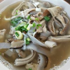 Ayagu Shokudo張用戶圖片