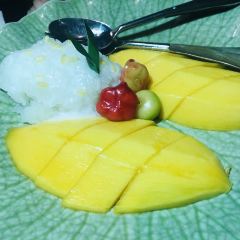 Erawan Tea Room User Photo