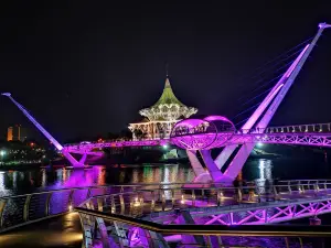 砂拉越的熱門夜間人氣景點