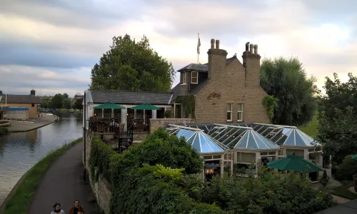Midsummer House
