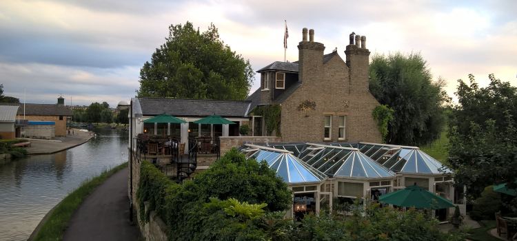 Midsummer House