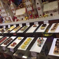 东莞旗峰山酒店及行政公寓 · 莱斯西餐厅 User Photo