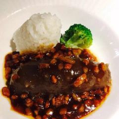 QIAN HAI YAN User Photo