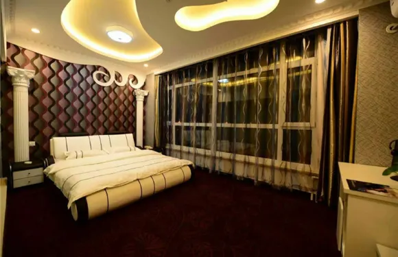 突泉紅雲商務賓館