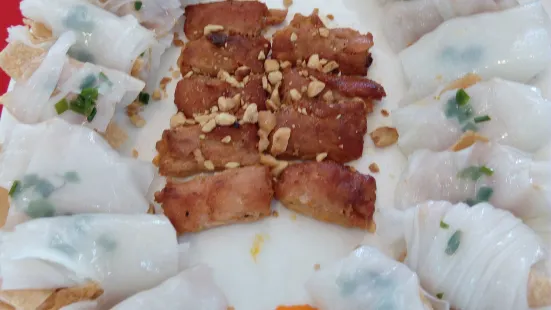 Song Nuoc Mien Tay Restaurant