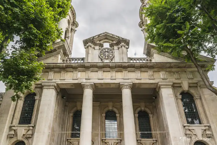 Hotels near St. John's Smith Square