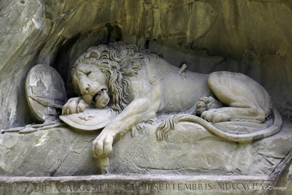 chiết khấu vé, giá và phí, đặt trước Lion Monument | Giờ mở cửa, khách sạn,  nhà hàng - Trip.com