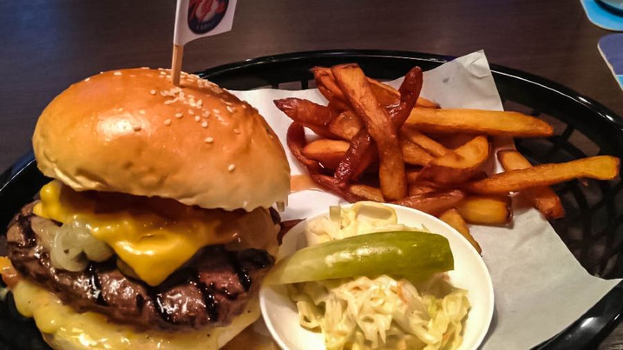 TJs Restaurant & Sportsbar