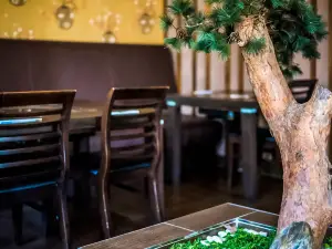 Hanabi Sushi House