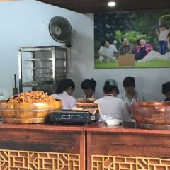 沈氏祖傳·老寜波油贊子鼓楼总店 User Photo
