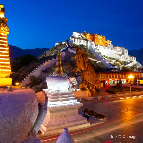 Top 10 Night Attractions in Lhasa