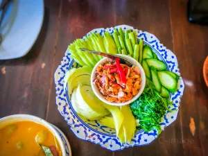 One Chun Cafe & Restaurant
