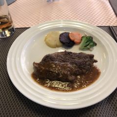 騰沖官房大飯店·陽溫暾自助餐廳張用戶圖片
