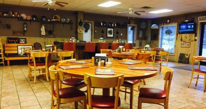 Raezack's Grill & Deli
