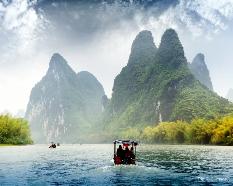 Yangshuo Popular Travel Guides Photos