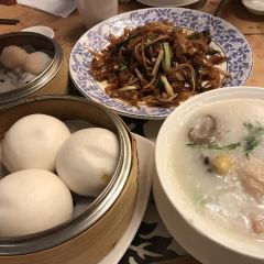 TASTY CONGEE & NOODLE WANTUN SHOP (IFC Branch) User Photo