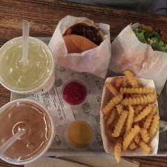 Shake Shack Theater District User Photo