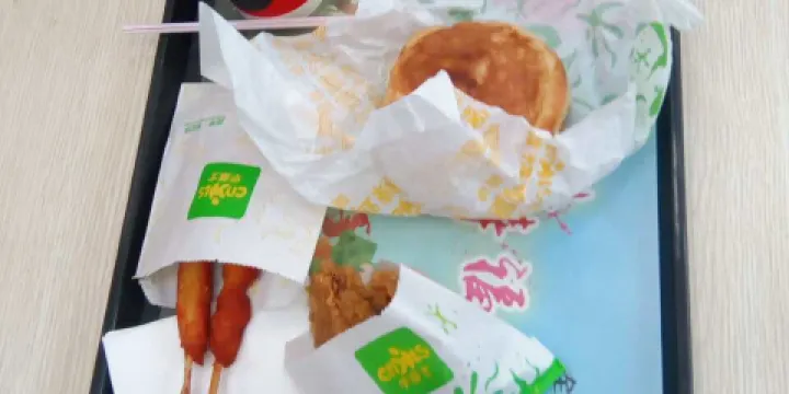 華萊士炸雞漢堡(秭歸店)