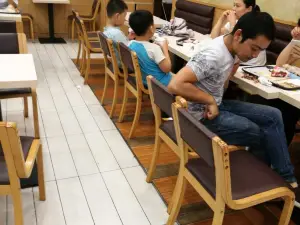 华莱士·全鸡汉堡(大冶中商店)