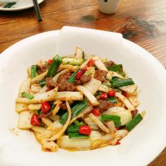 ZHUSHANLI User Photo