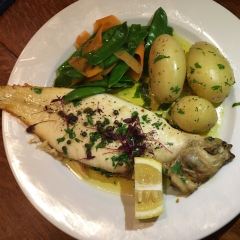 Hooked Seafood User Photo