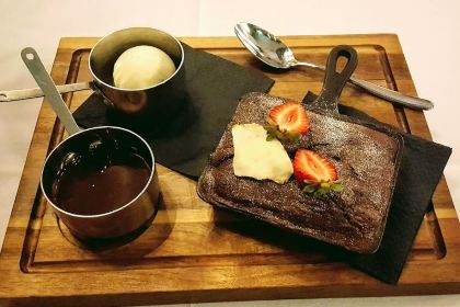 Moo Moo The Wine Bar and Grill