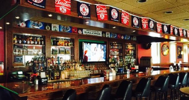 SALONA BAR & GRILL