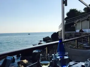 Endefktirio Cafe Rerstaurant