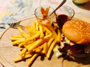 Restaurant-Cafe Guschto