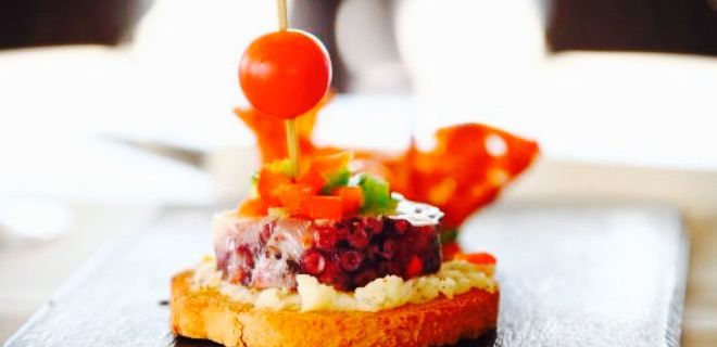 Mikel & Pintxo