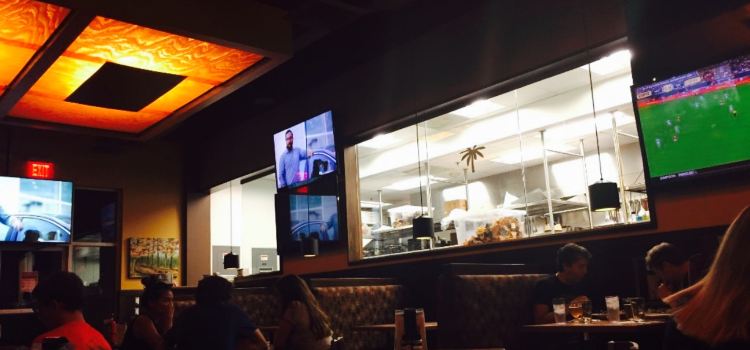 Ruckus Pizza, Pasta, and Spirits