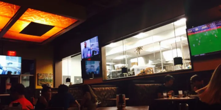 Ruckus Pizza, Pasta & Spirits