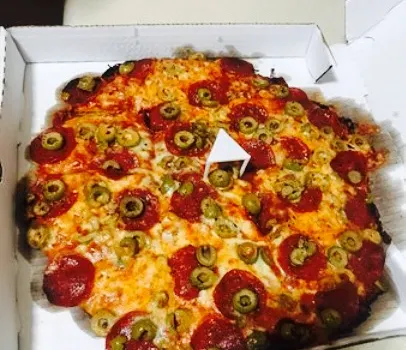 Fortel's Pizza Den
