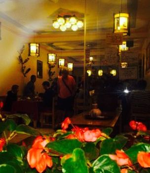 Moment Romantic Restaurant