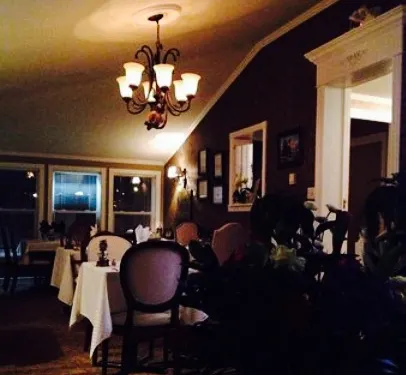 Sea Level Dining Room / Inn by the Bay