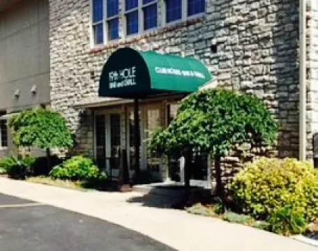 The Pointe Royale Bar and Grill