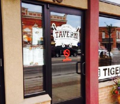 24th Street Sports Tavern