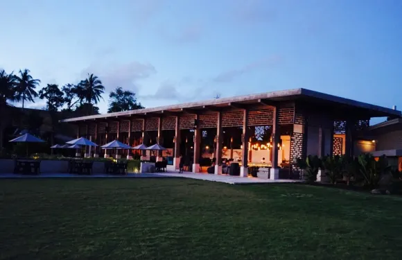 Aura Lounge & Bar Lombok