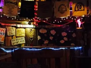 Tom's Burned Down Cafe