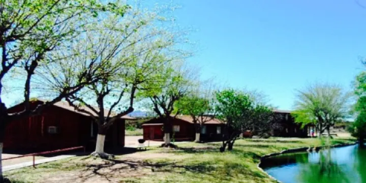 Roosevelt Lake Resort