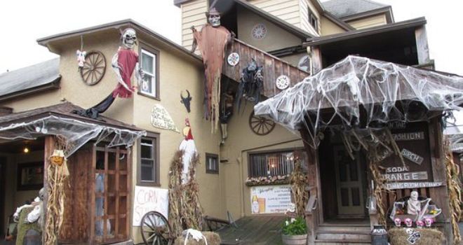 Chaplin's Honky Tonk