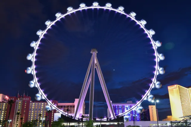 Guide For Las Vegas Strip: The Most Glamorous Boulevard in The World