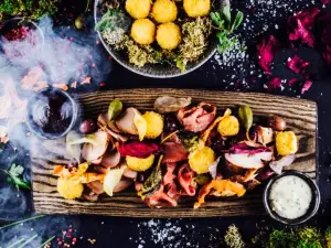 Osta, Restorāns ar skatu