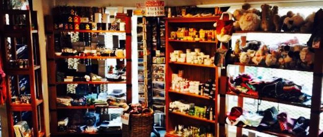 Kingston Corner Shop & Cafe