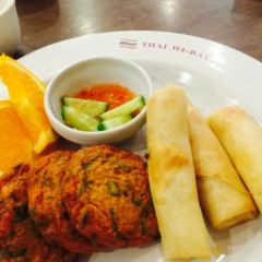 Thai Wi-Rat 여행 사진