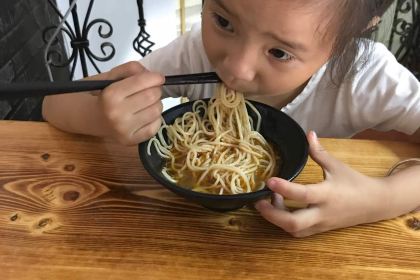 重庆小面·梦小面(世贸广场店)