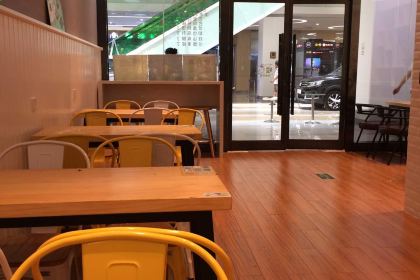 一鸣真鲜奶吧(世纪金源店)