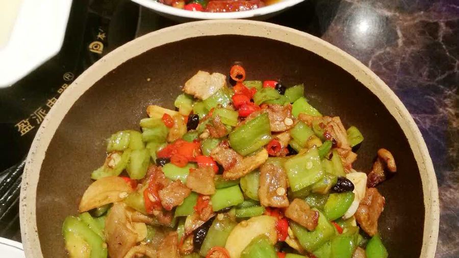 东方红·湖南菜(苏宁广场B区店)