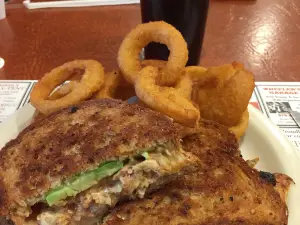 Michael's Bridge Diner