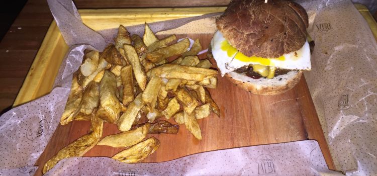 Viri Burger